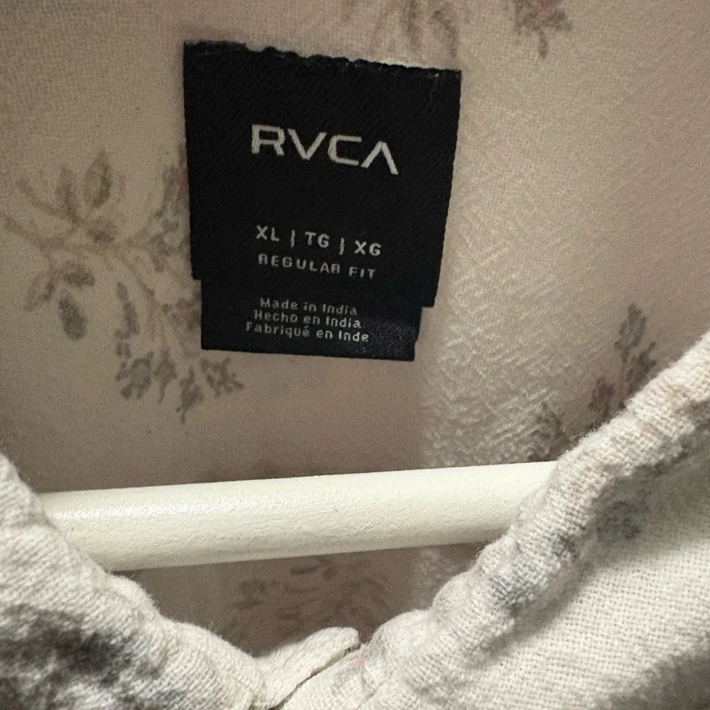 RVCA White Floral Casual Button Down Shirt - Picture 3 of 4